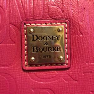 Dooney & Bourke
